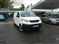 Gebraucht Vauxhall Vivaro Edition 100 PS (73 kW) 2020 Weiß Van / Kleinbus