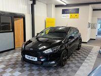 Used Ford Focus ST 185 HP (136 kW) 2016 Black Hatchback