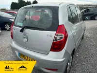 Used Hyundai i10 Active 83 HP (61 kW) 2013 Silver Hatchback