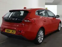 Used Volvo V40 SE Lux 115 HP (84 kW) 2014 Red Hatchback