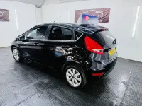 Used Ford Fiesta Zetec 96 HP (70 kW) 2011 Black Hatchback
