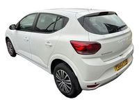 Used Dacia Sandero Expression 90 HP (66 kW) 2023 White Hatchback