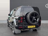 Used Land Rover Defender SE Dynamic 249 HP (183 kW) 2025 Estate