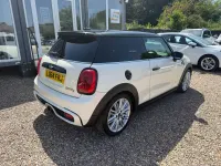 Used Mini Cooper S Hatch 2015 White Hatchback