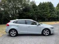 Used Volvo V40 115 HP (84 kW) 2014 Blue Hatchback