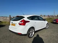 Used Ford Focus Titanium 2011 White Hatchback