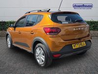 Begagnad Dacia Sandero Expression 2023 Orange Halvkombi