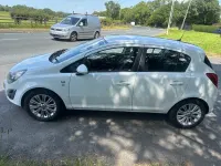 Used Vauxhall Corsa 100 HP (73 kW) 2014 White Hatchback