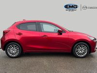 Usado Mazda 2 Inclusive 90 HP (66 kW) 2022 Vermelho Citadino