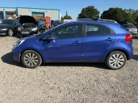 Used Kia Rio 89 HP (65 kW) 2013 Blue Hatchback