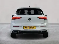 Second-hand VW Golf VII Style 150 CP (110 kW) 2021 Alb Hatchback
