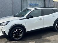 Second-hand Peugeot 2008 Allure Premium 2022 Alb SUV