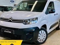 Used Citroën Berlingo 102 HP (75 kW) 2023 White MPV