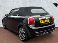 Used Mini Cooper S 189 HP (139 kW) 2018 Black Hatchback