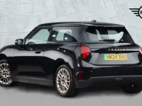 Used Mini Cooper SE Hatch 158 kW (215 HP) 2024 Black Hatchback