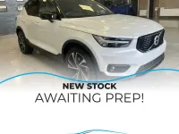 Used Volvo XC40 R-Design Pro 2019 White SUV