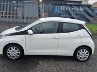 Used Toyota Aygo X-play 69 HP (50 kW) 2016 White Hatchback