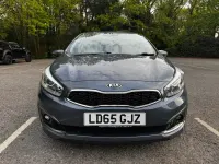 Usado Kia Ceed 135 HP (99 kW) 2015 Azul Citadino