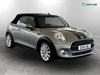 Usado Mini Cooper Cabriolet 136 HP (100 kW) 2016 Prateado Cabrios