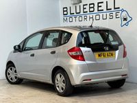 Used Honda Jazz S 90 HP (66 kW) 2011 Silver Hatchback