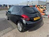 Used Peugeot 208 Allure 2017 Black Hatchback