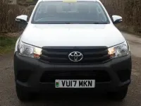 Used Toyota HiLux Active 150 HP (110 kW) 2017 White Pickup