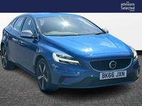Usado Volvo V40 R-Design 117 CV (86 kW) 2016 Azul Utilitario