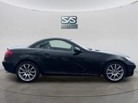 Used Mercedes SLK350 305 HP (224 kW) 2009 Black Cabriolet