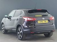 Used Nissan Qashqai N-Connecta 115 HP (84 kW) 2016 Black SUV