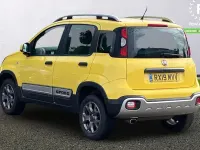 Used Fiat Panda Cross Cross 90 HP (66 kW) 2019 Yellow Hatchback
