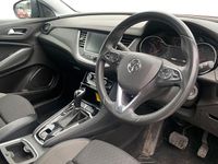 Used Vauxhall Grandland X Sport 131 HP (96 kW) 2019 Red SUV