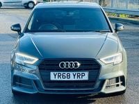 Usado Audi A3 Black Edition 150 HP (110 kW) 2018 Cinzento Sedan