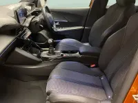 Second-hand Peugeot 2008 GTi 131 CP (96 kW) 2022 Portocaliu SUV