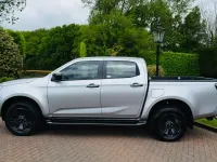 Used Isuzu D-Max 163 HP (119 kW) 2023 Silver Pickup