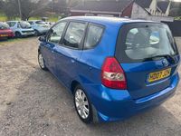 Second-hand Honda Jazz SE 82 CP (60 kW) 2007 Albastru Hatchback