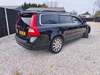 used Volvo V70 2.5 T SE Lux Geartronic 5dr