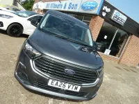 Used Ford Transit Connect Limited 122 HP (89 kW) 2025 Grey MPV