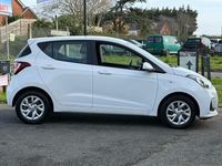 Used Hyundai i10 SE 87 HP (63 kW) 2019 White Hatchback