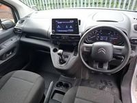 Used Citroën Berlingo 100 HP (73 kW) 2023 White MPV