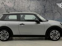 Begagnad Mini Cooper Hatch 154 HK (113 kW) 2025 Silver Halvkombi