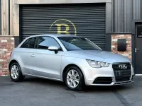 Usado Audi A1 Prestige 86 CV (63 kW) 2011 Plateado Utilitario