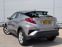 Used Toyota C-HR 116 HP (85 kW) 2017 Silver SUV