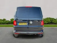 Begagnad VW Transporter Highline 102 HK (75 kW) 2020 Svart Van