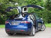 Used Tesla Model X 244 kW (333 HP) 2018 Blue SUV
