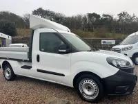 Used Fiat Doblò S 105 HP (77 kW) 2021 White MPV