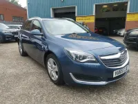 Used Vauxhall Insignia Design Edition 136 HP (100 kW) 2016 Blue Estate