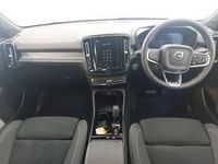 Usado Volvo XC40 Plus 197 HP (144 kW) 2024 Preto SUV