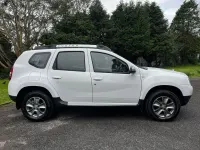 Used Dacia Duster Lauréate 110 HP (80 kW) 2016 White SUV
