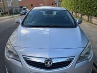 Used Vauxhall Astra Elite 2011 Silver Hatchback