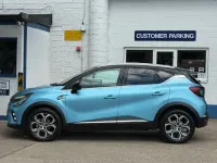 Usado Renault Captur Version S 140 HP (102 kW) 2021 Azul SUV